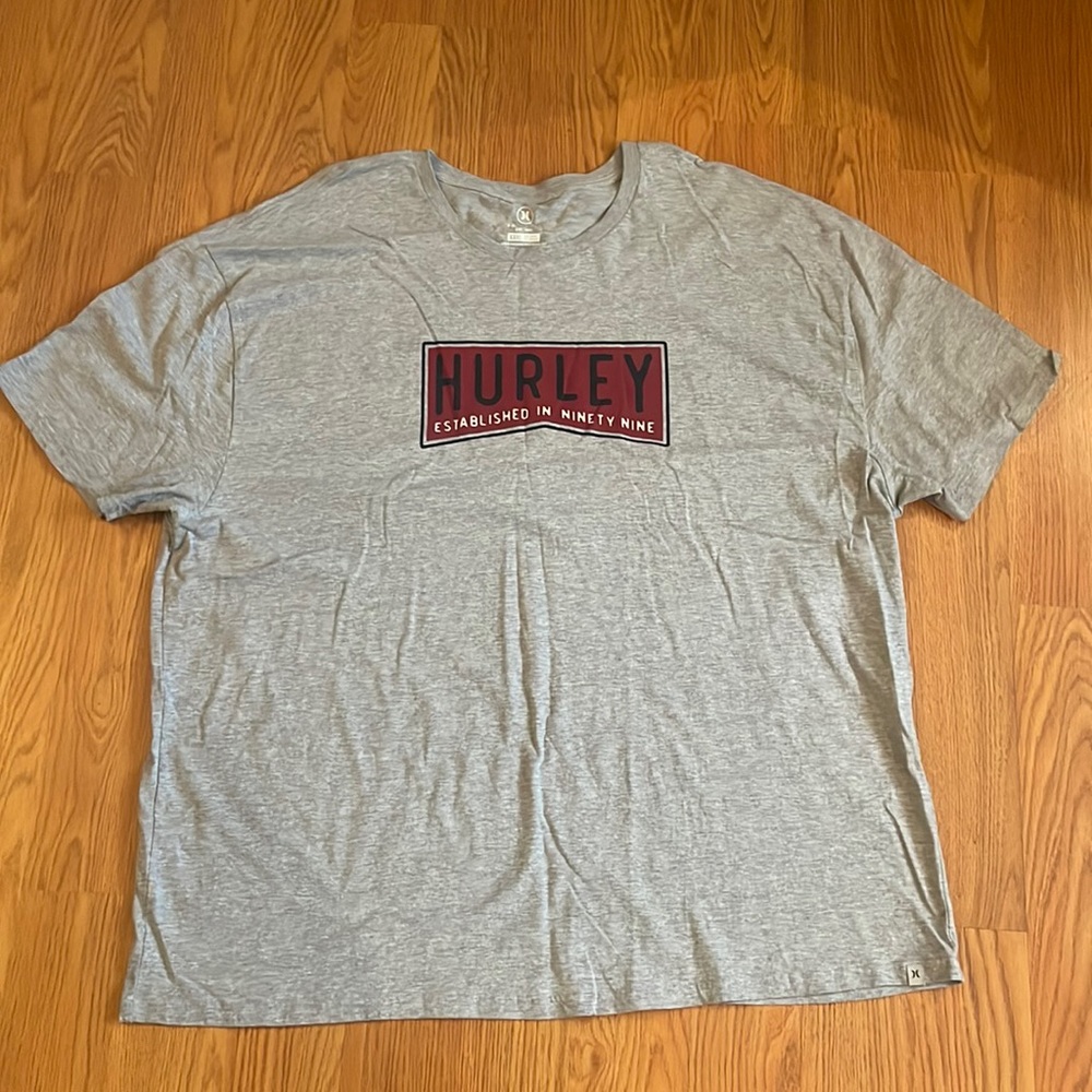 Grey XXXL Hurley short sleeve T-Shirt.  It’s brand new without tags.